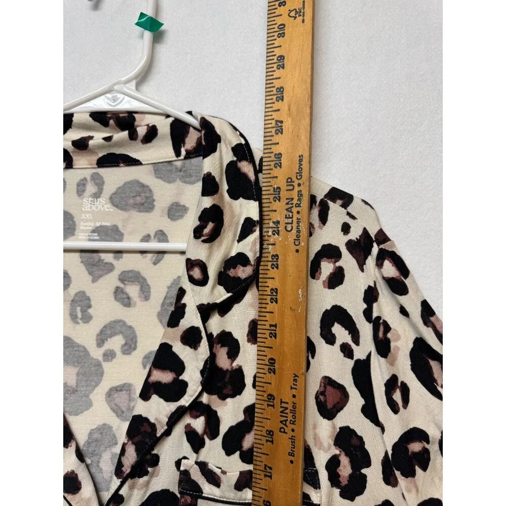 Leopard Print Stars Above Womens Button-Up Pajama Top XXL Soft Beige & Brown - Picture 7 of 11